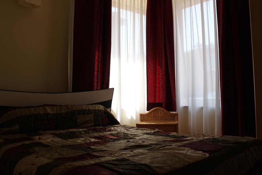 Jauku Erdvu Silta Apartment Kaunas Room photo